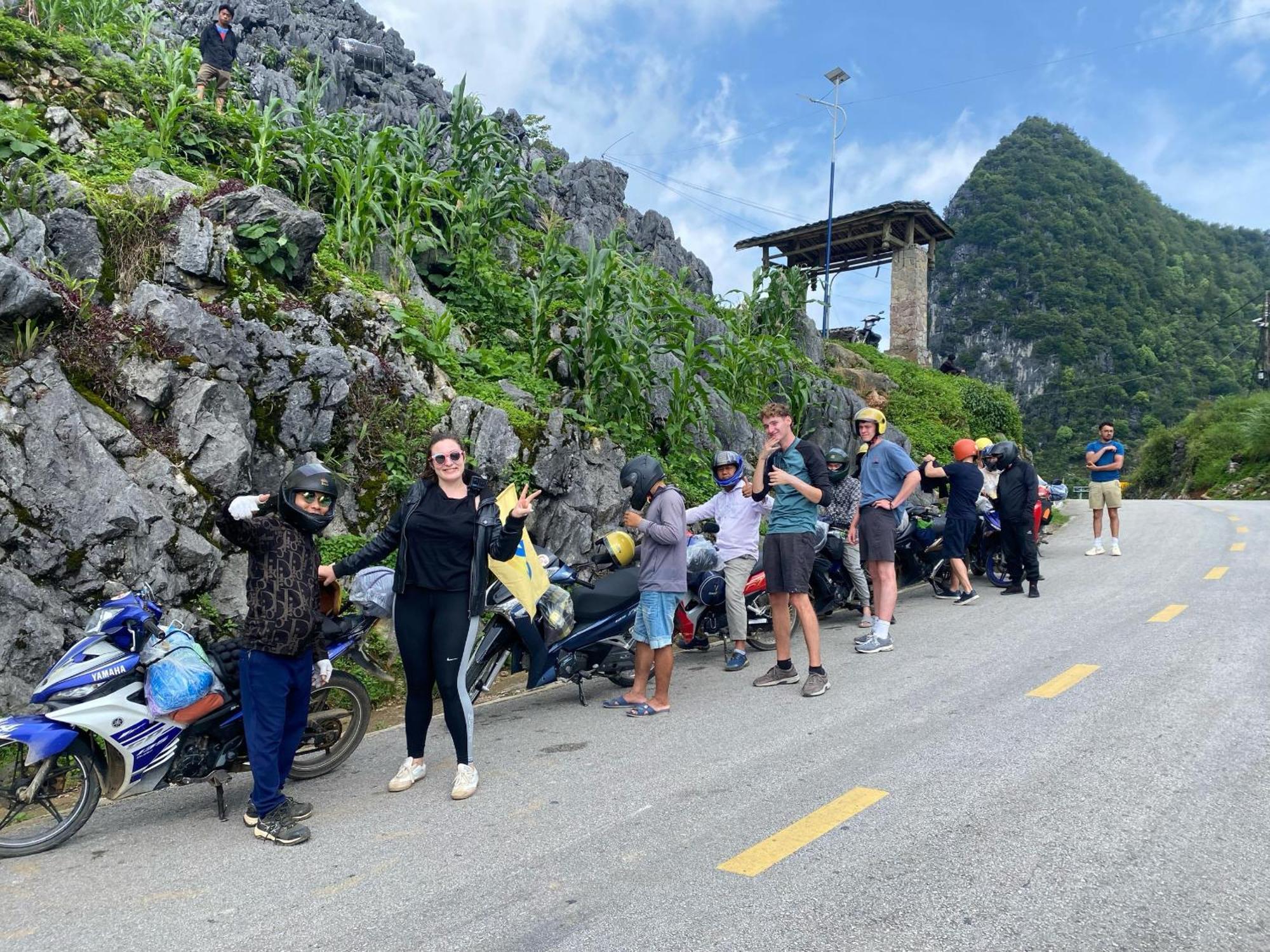 Hagianggo Hostel-Motorbikes Rental And Tour 하 기앙 외부 사진